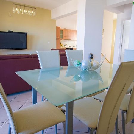 Blue Villas Agia Marina  Bagian luar foto