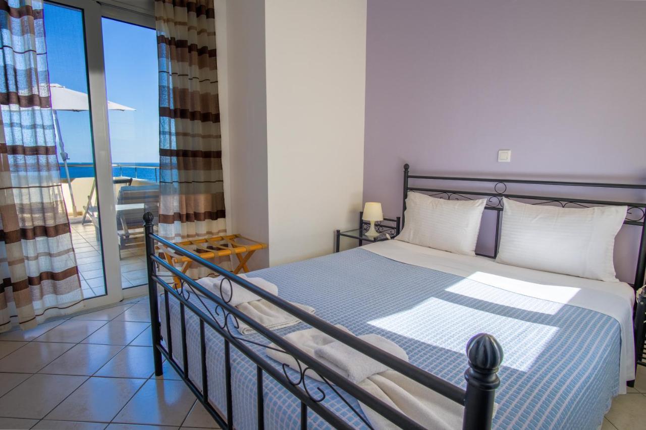 Blue Villas Agia Marina  Bagian luar foto