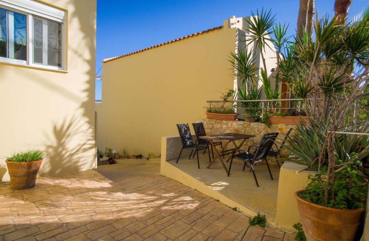 Blue Villas Agia Marina  Bagian luar foto