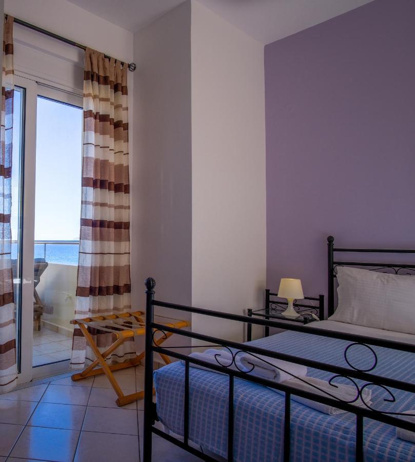 Blue Villas Agia Marina  Bagian luar foto