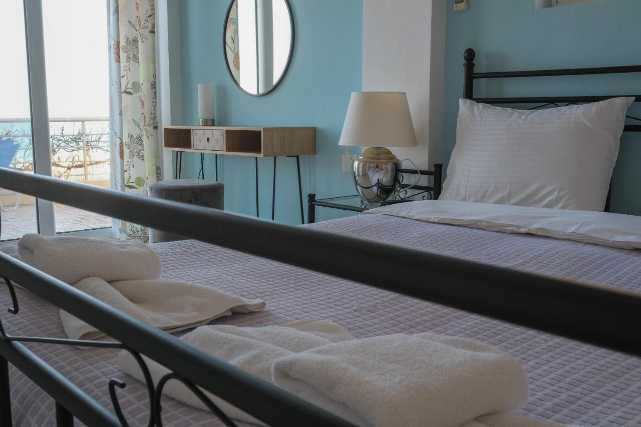 Blue Villas Agia Marina  Bagian luar foto