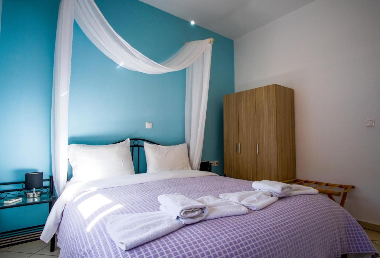 Blue Villas Agia Marina  Bagian luar foto